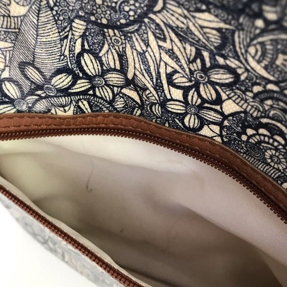 Sakroots Navy Blue Spirit Desert Floral Crossbody Trip Pouch Adjustable Strap - Picture 8 of 14